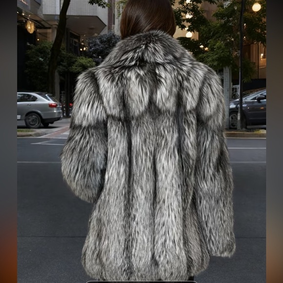 Women's Faux Fur Coat - Gray - Picture 2 of 5